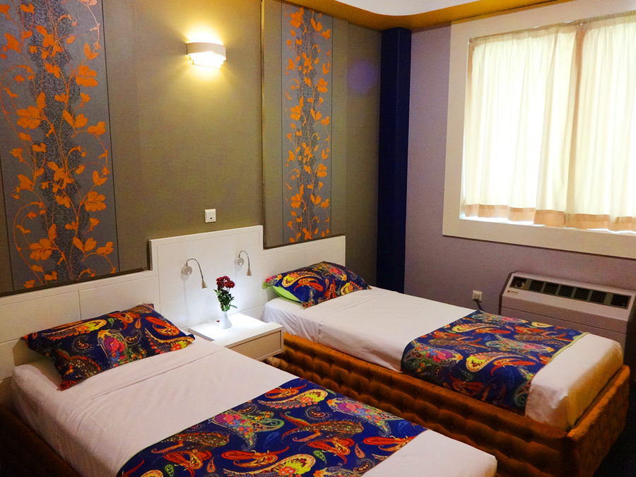 Room1